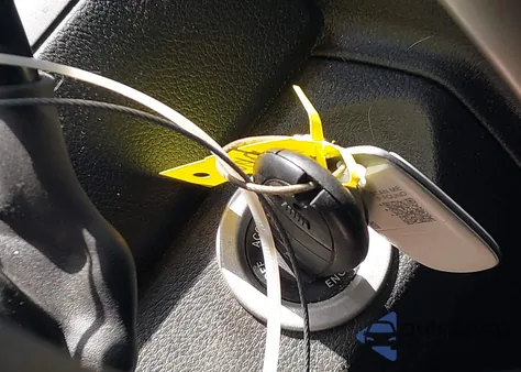 2018 Ram 2500 Lone Star 4X4 6'4 Box from USA, damaged, VIN 3C6UR5DLXJG368196